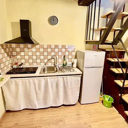 Red House-nel Cuore Medievale Di Appartamento