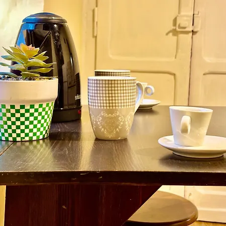 Red House-nel Cuore Medievale Di Apartamento