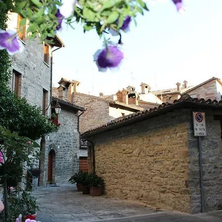Appartement Red House-nel Cuore Medievale Di *