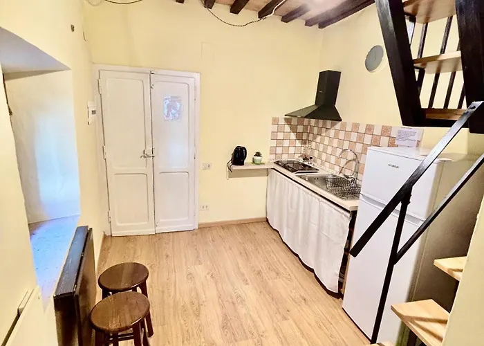 Apartment Red House *